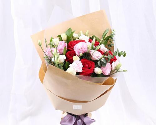 玫瑰的花语与寓意（从纯洁到热情）