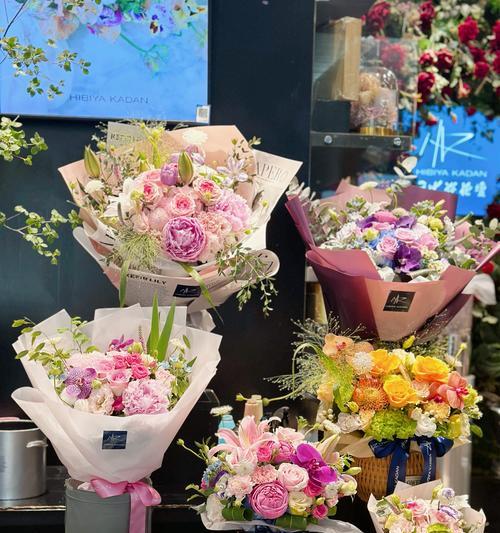 用鲜花点缀的花语是什么？它如何影响氛围？