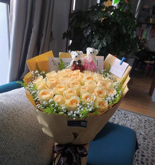 24朵香槟玫瑰的花语是什么？代表了什么情感？